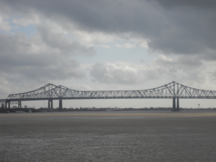 A bridge over the Mississipi